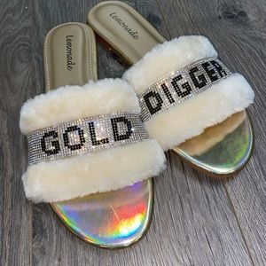 Gold digger flats